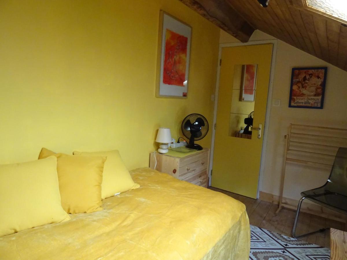 Au Catalpa Bed & Breakfast La Chapelle-Faucher ภายนอก รูปภาพ